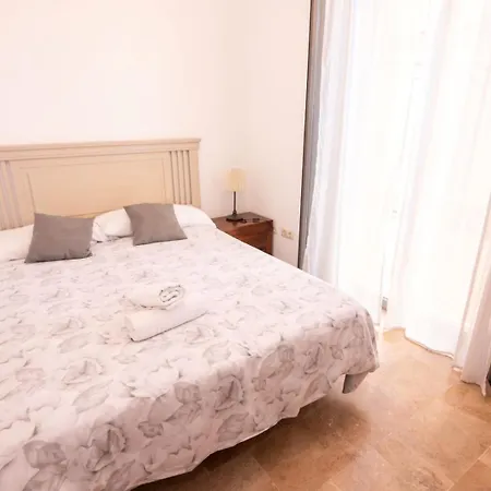 Rodrigo De Triana Primero A Apartamento Sevilla