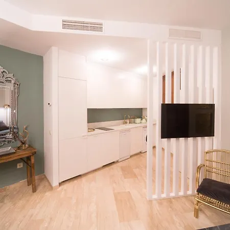 Exclusive Triplex With Private Terrace