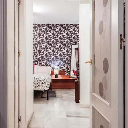 Apartment San Jacinto Triana Location *