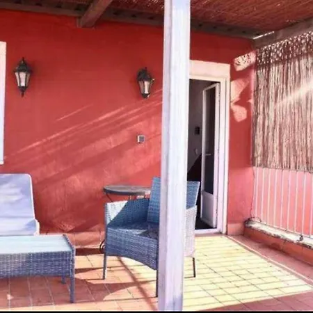 Room, View To The * Seville