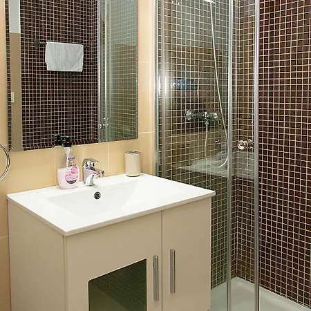 Apartamento En Plaza Anita *