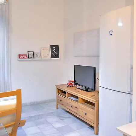 Apartamento En Plaza Anita Sevilla
