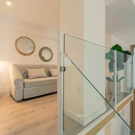 Apartment Isg Conde Negro 10 *