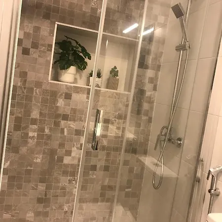 Apartment En Triana: Junto San Jacinto Parking Opcional