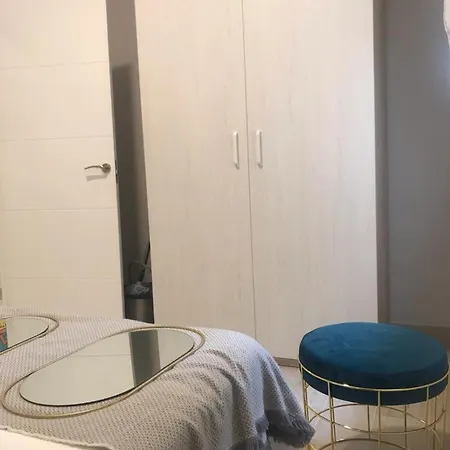 Apartment En Triana: Junto San Jacinto Parking Opcional *