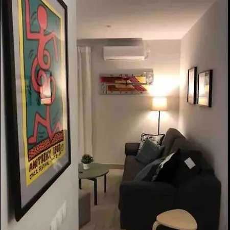 Apartment En Triana: Junto San Jacinto Parking Opcional Seville