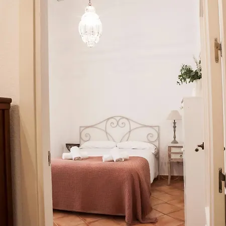 Romantico, Tranquilo, Centrico * Seville