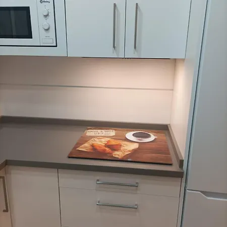 Triana Tejares Apartment