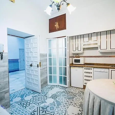 Apartment En El Barrio De San Lorenzo, Junto A La Basilica Del Gran Poder