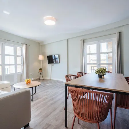 The Zentral & Apartment Seville