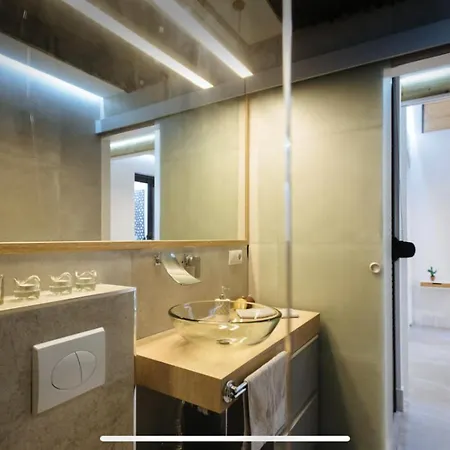 Lujoso Loft Con Piscina Y Espacio Office