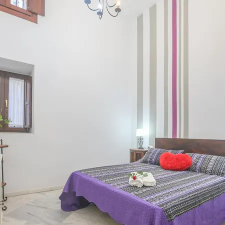 Galindo Center Premium Suites, Free Parking