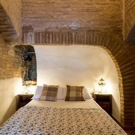 Historic House In The Center Siviglia