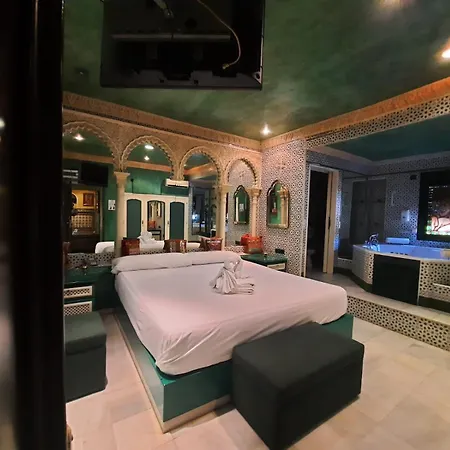 Avenida Andalucia - Solo Adultos Maison d'hôtes