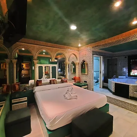 Avenida Andalucia - Solo Adultos Maison d'hôtes *
