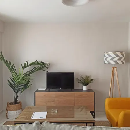 Apartment Yellow Sun Seville