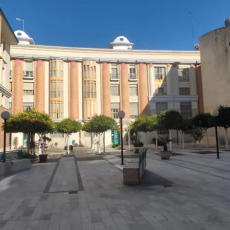 Triana Centro Apartment *