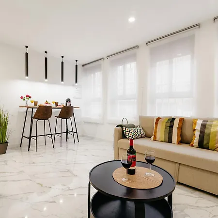 Holiday home Casa Paca Triana Centro De *