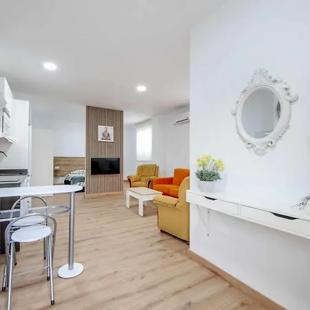 Rentalsevilla Bellavista - La Palmera Apartment