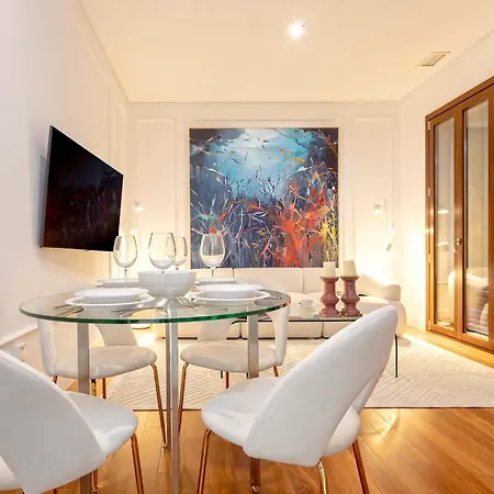 Apartamento Genteel Corral Del Rey Ii *