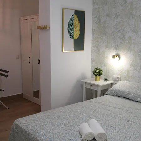 Luisahouse, En El Corazon De Y Triana Apartment