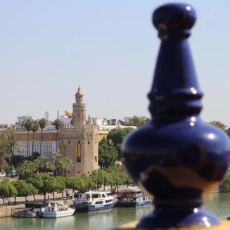 Luisahouse, En El Corazon De Y Triana