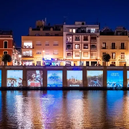 Apartment Luisahouse, En El Corazon De Y Triana Seville