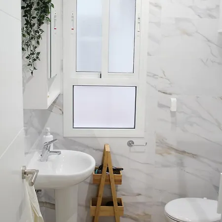 Apartment Luisahouse, En El Corazon De Y Triana Seville