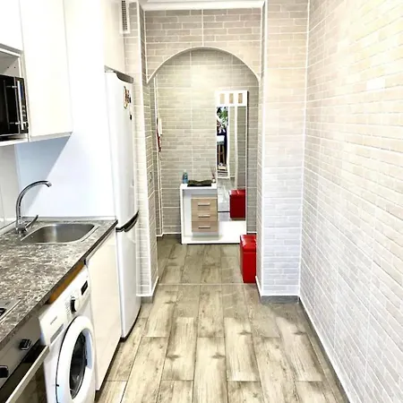 Shared Apartment! Piso Compartido! общая квартира!