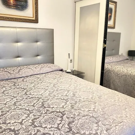 Homestay Shared Apartment! Piso Compartido! общая квартира!
