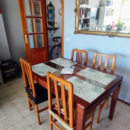 Privadas Con Cama Doble En Homestay *