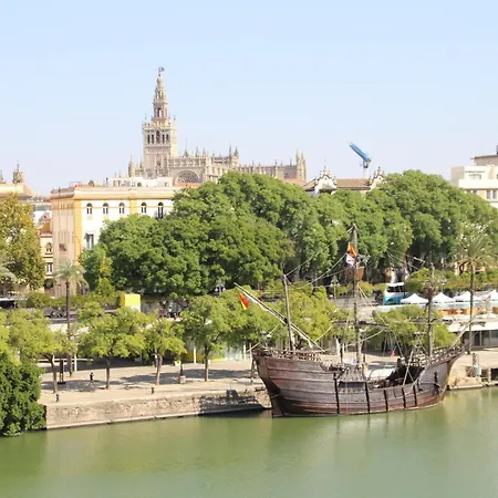 Luisahouse, En El Corazon De Sevilla Y Triana Appartamento *