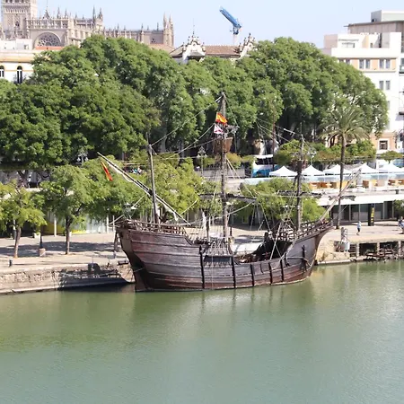 Luisahouse, En El Corazon De Y Triana Seville
