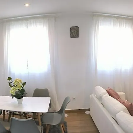 Triana Tejares