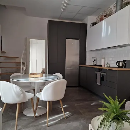 Atico En Puerta Osario Apartment Seville