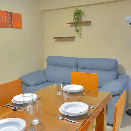 Triana Maestro Guerrero Apartment *