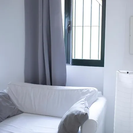 Apartment Atico Con Balcon En Pleno Centro Seville
