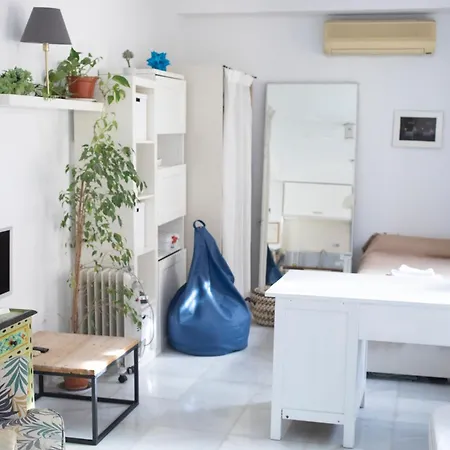 Apartment Atico Con Balcon En Pleno Centro Seville