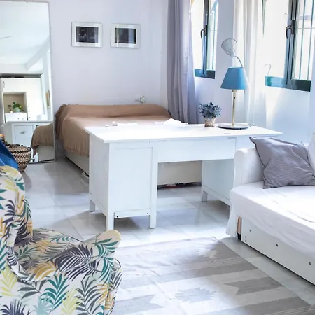 Atico Con Balcon En Pleno Centro Apartment Seville