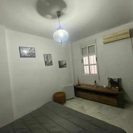 Homestay Privada En Un Duplex Seville