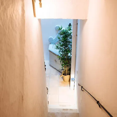 Independent Beautiful House Center With Private Parking