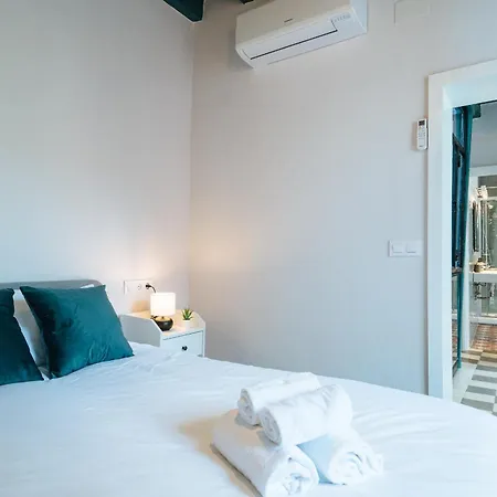 Independent Beautiful House Center With Private Parking Holiday home *