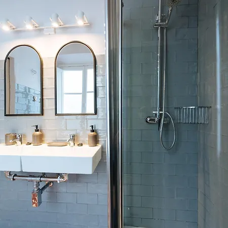 Holiday home Independent Beautiful House Center With Private Parking