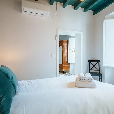 Independent Beautiful House Center With Private Parking Holiday home Seville