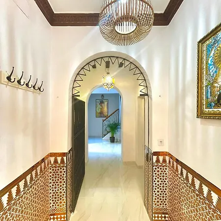 House -rooftop&jacuzzi -stayinseville Seville