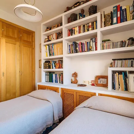 Acogedor Piso Con Parking Santa Justa * Sevilla