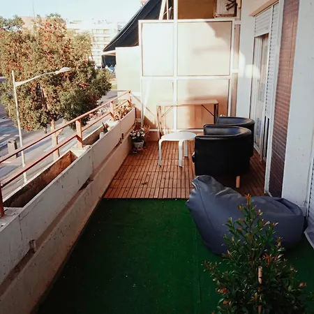 En Piso Acogedor Y Muy Bien Ubicado Homestay Seville