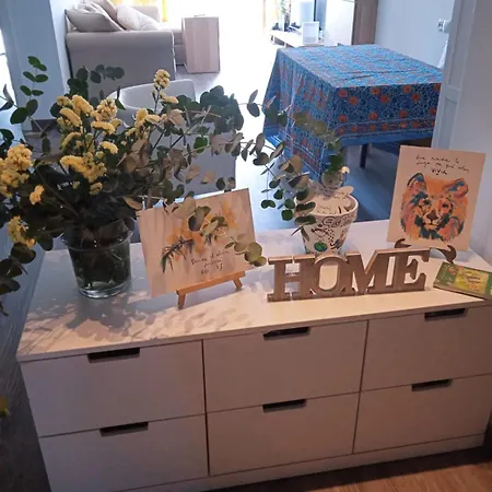En Piso Acogedor Y Muy Bien Ubicado Homestay Seville