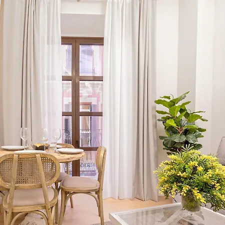 Apartment Genteel Museo