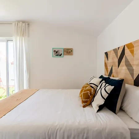 Sunny Study In Triana Apartment Seville